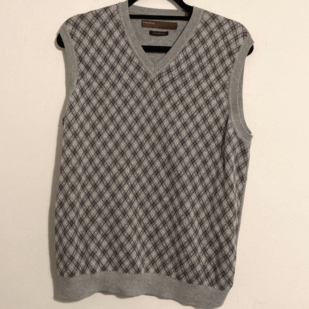Perry Ellis Gray Pattern V-Neck Sweater Vest